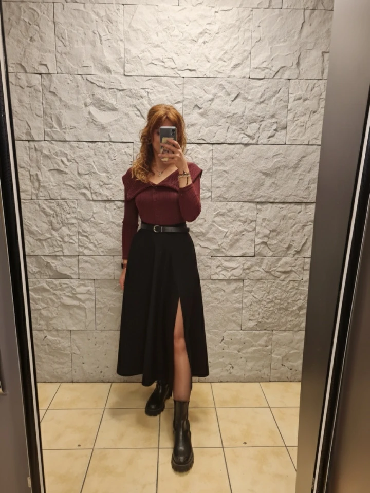 Yüksek Bel Yırtmaçlı Cepli Etek