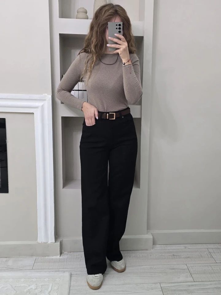 Siyah