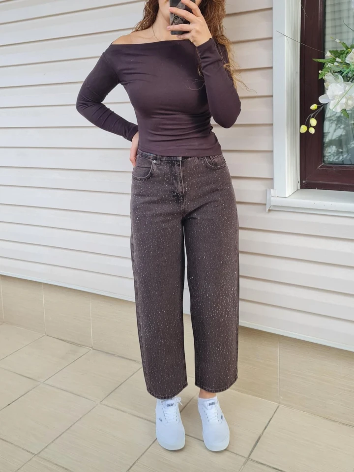 Taş Detaylı Mom Skater Jean