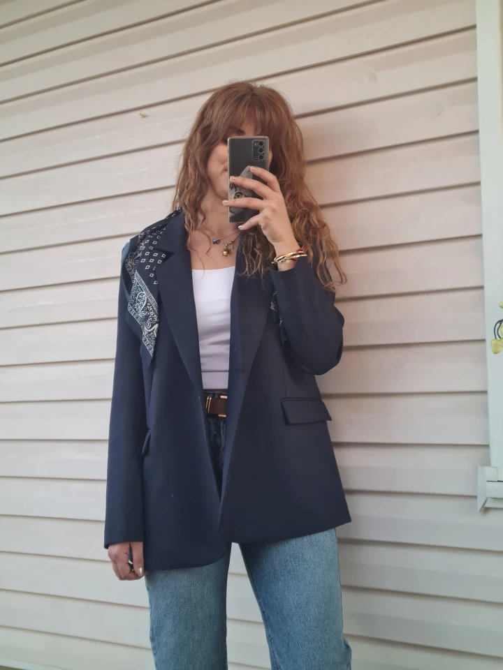 Fular Detaylı Blazer Ceket