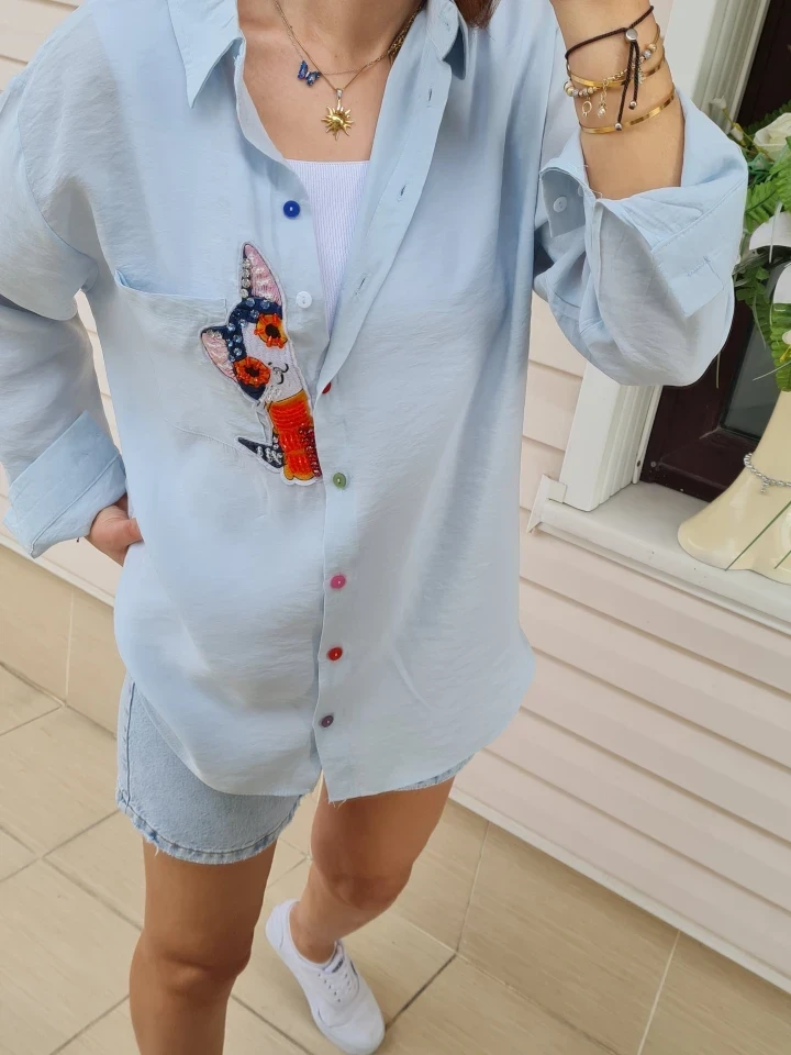 Kedi Nakışlı Işıltılı Modal Gömlek