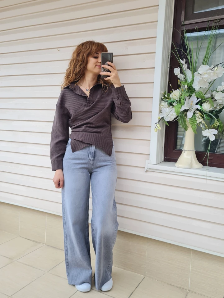 Kruvaze Bağlamalı Çizgili Gömlek