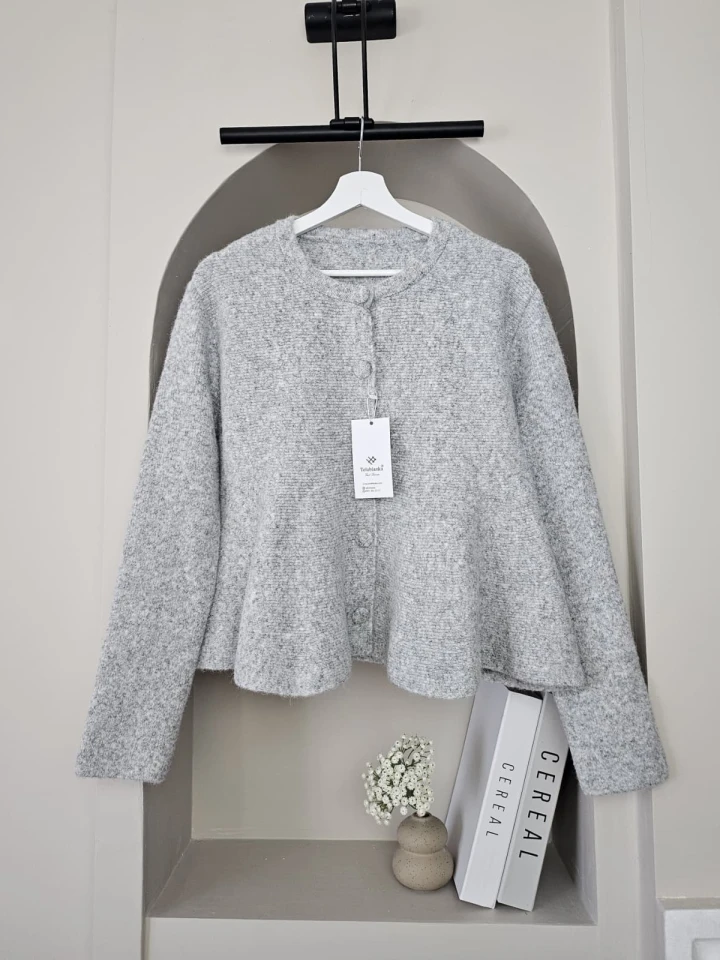 ETEĞİ VOLANLI TRİKO HIRKA