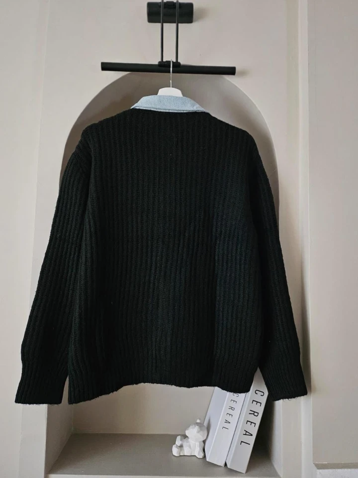 JEAN DETAYLI ÖRGÜ HIRKA - Siyah renk