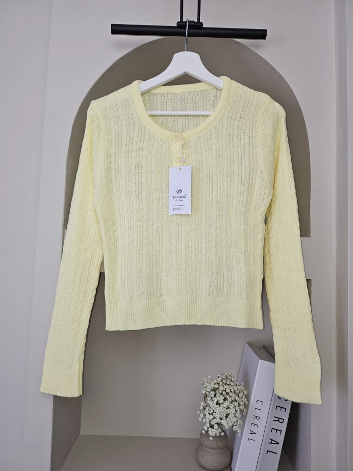 Açık Yaka Örgülü Purry Kazak