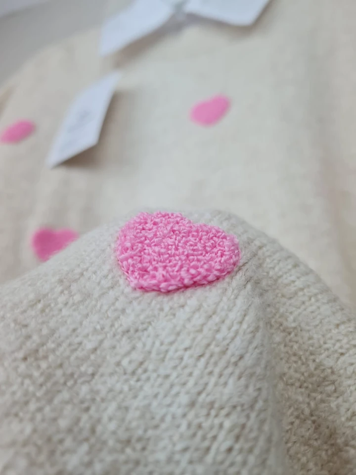 Kalp Nakış Oversize Kazak Bej-Kırmızı